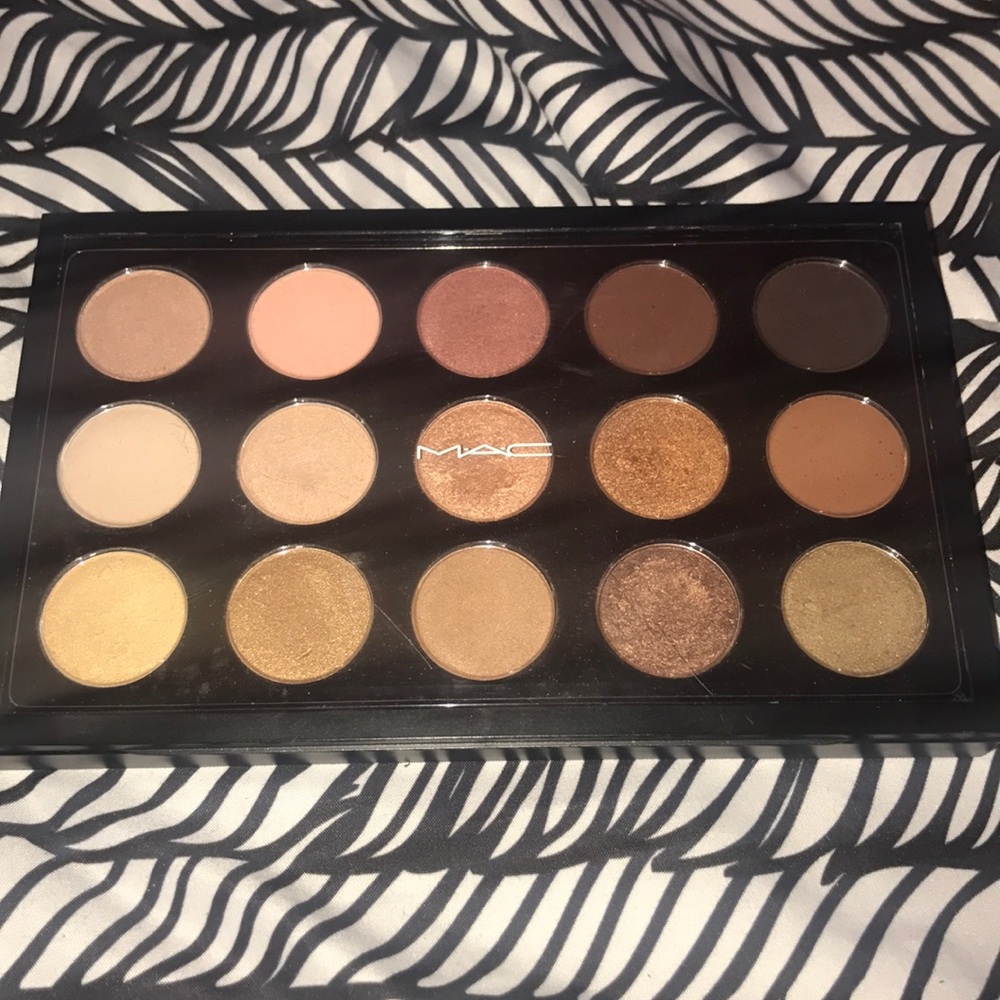 MAC Warm Neutrals eyeshadow palette